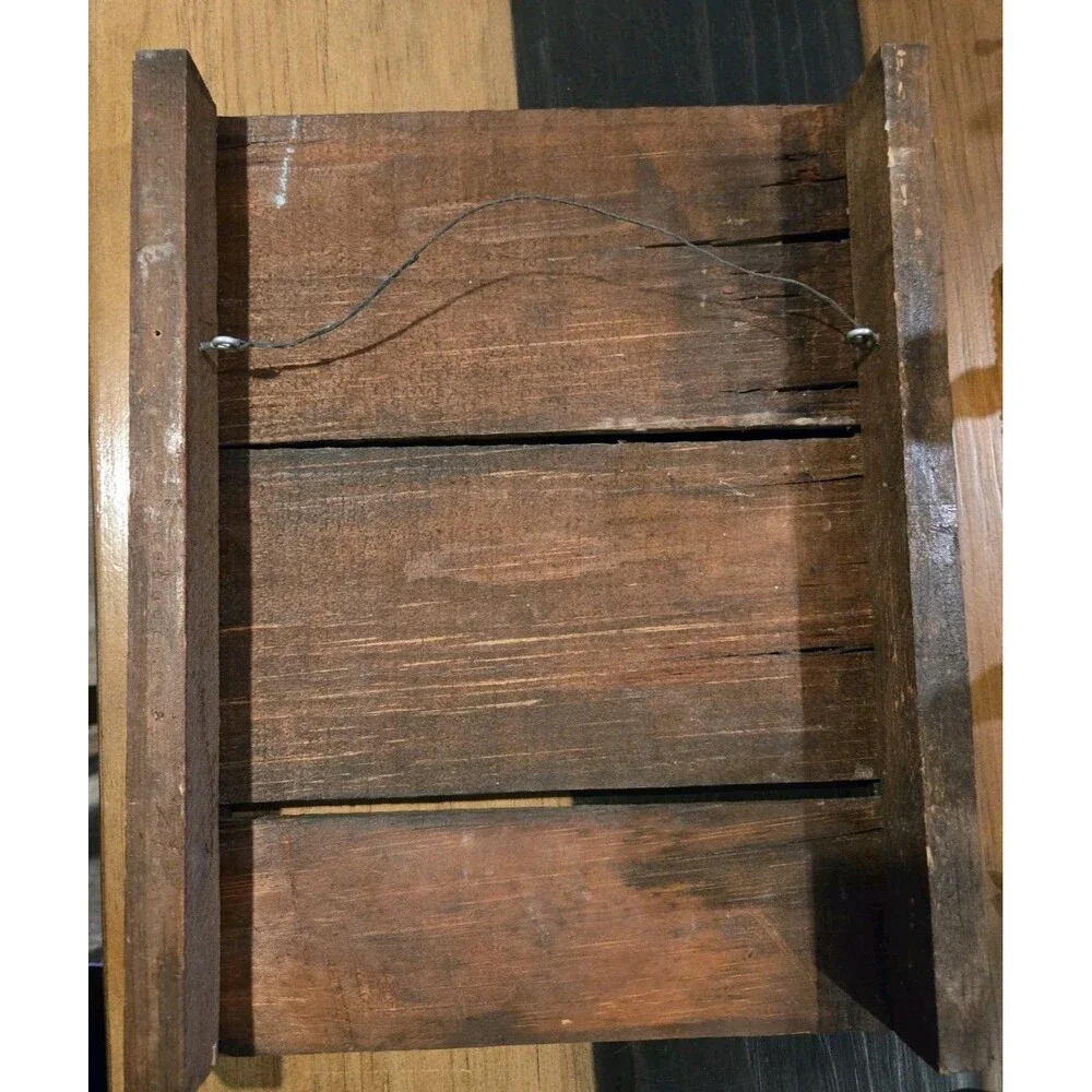 Hanging antique wooden raisin-drying tray Raisinrak Decoupage Good Housekeeping